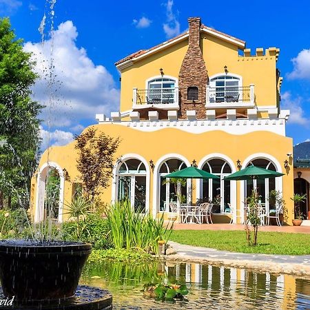 Bed and Breakfast 山閱聖堡羅莊園 Юйчи Экстерьер фото
