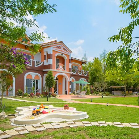 Bed and Breakfast 山閱聖堡羅莊園 Юйчи Экстерьер фото